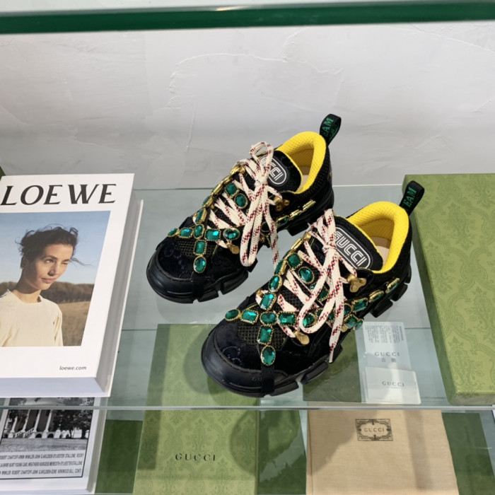 G*u*i sneaker