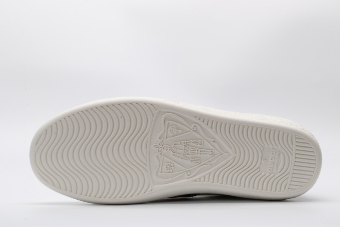 G*u*i low-top sneaker