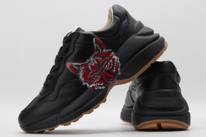 G*u*i rhyton trainer sneaker