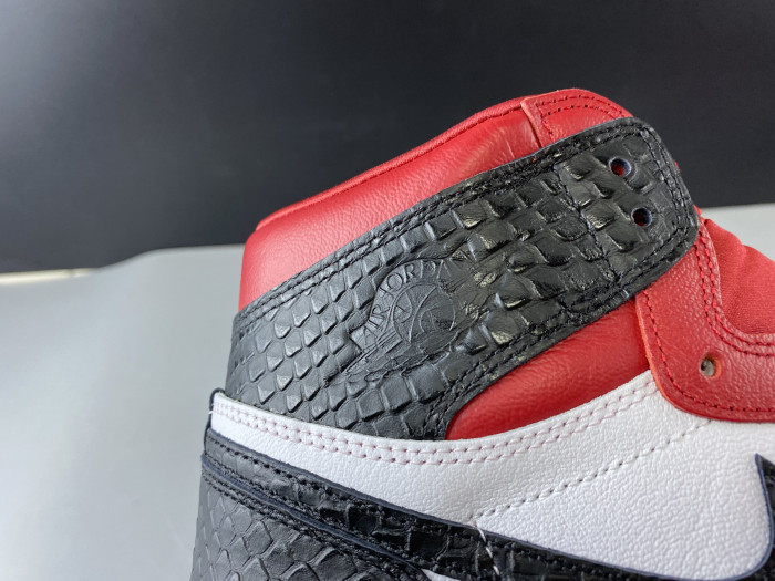 Air Jordan 1 High OG WMNS “Satin Snake” CD0461-601