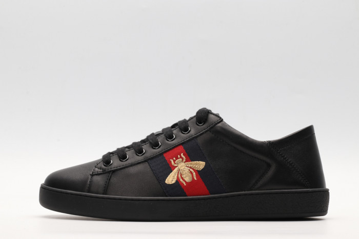 G*u*i low-top sneaker