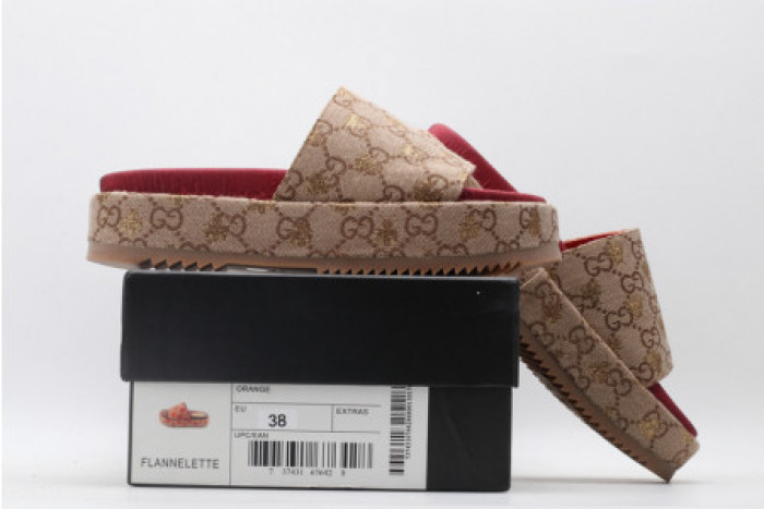 G*u*i slippers