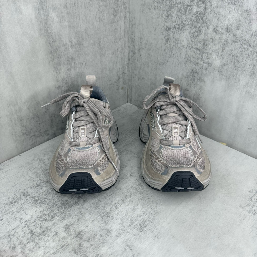 BLCG Sneaker 6XL