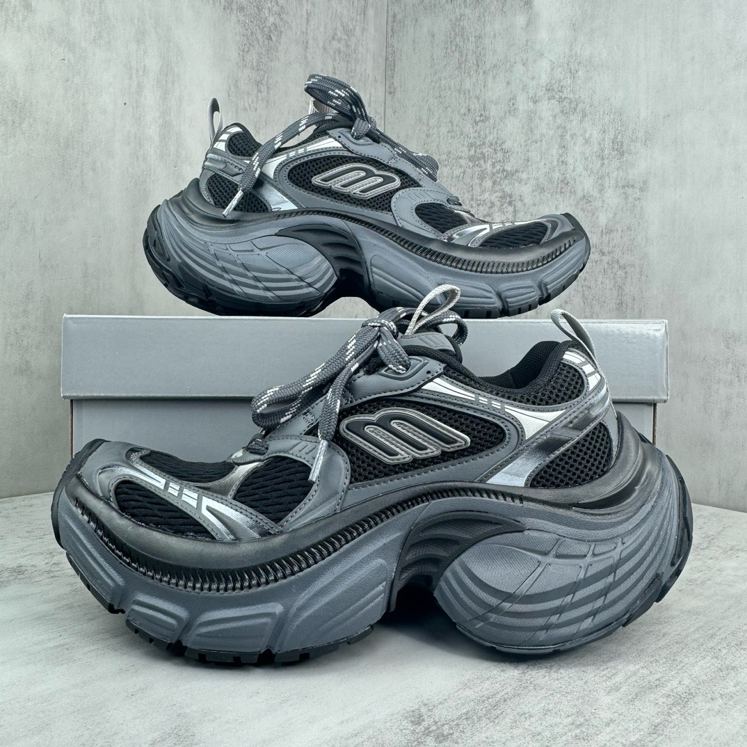 BLCG Sneaker 6XL
