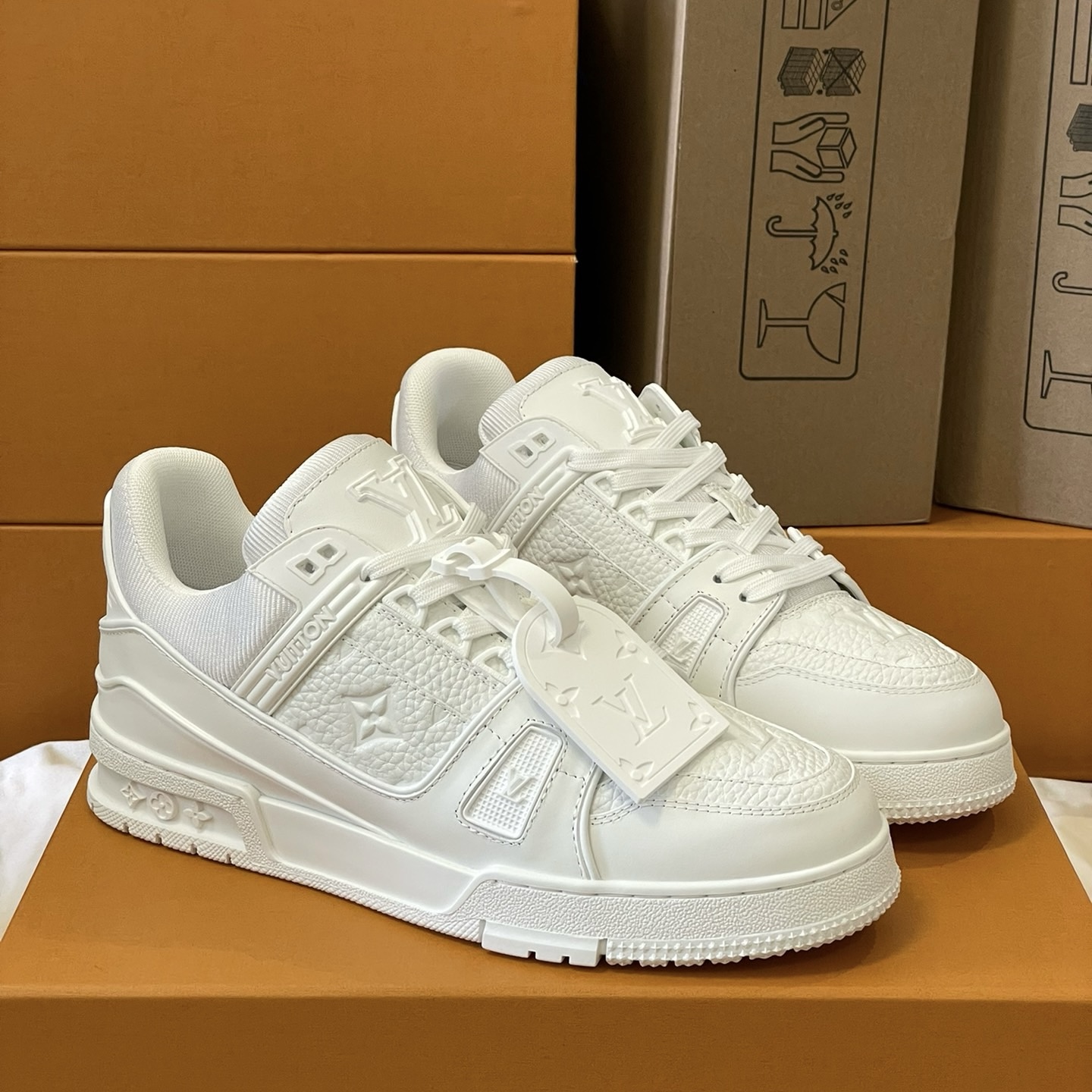 Loui Vuitto TRAINER SNEAKER
