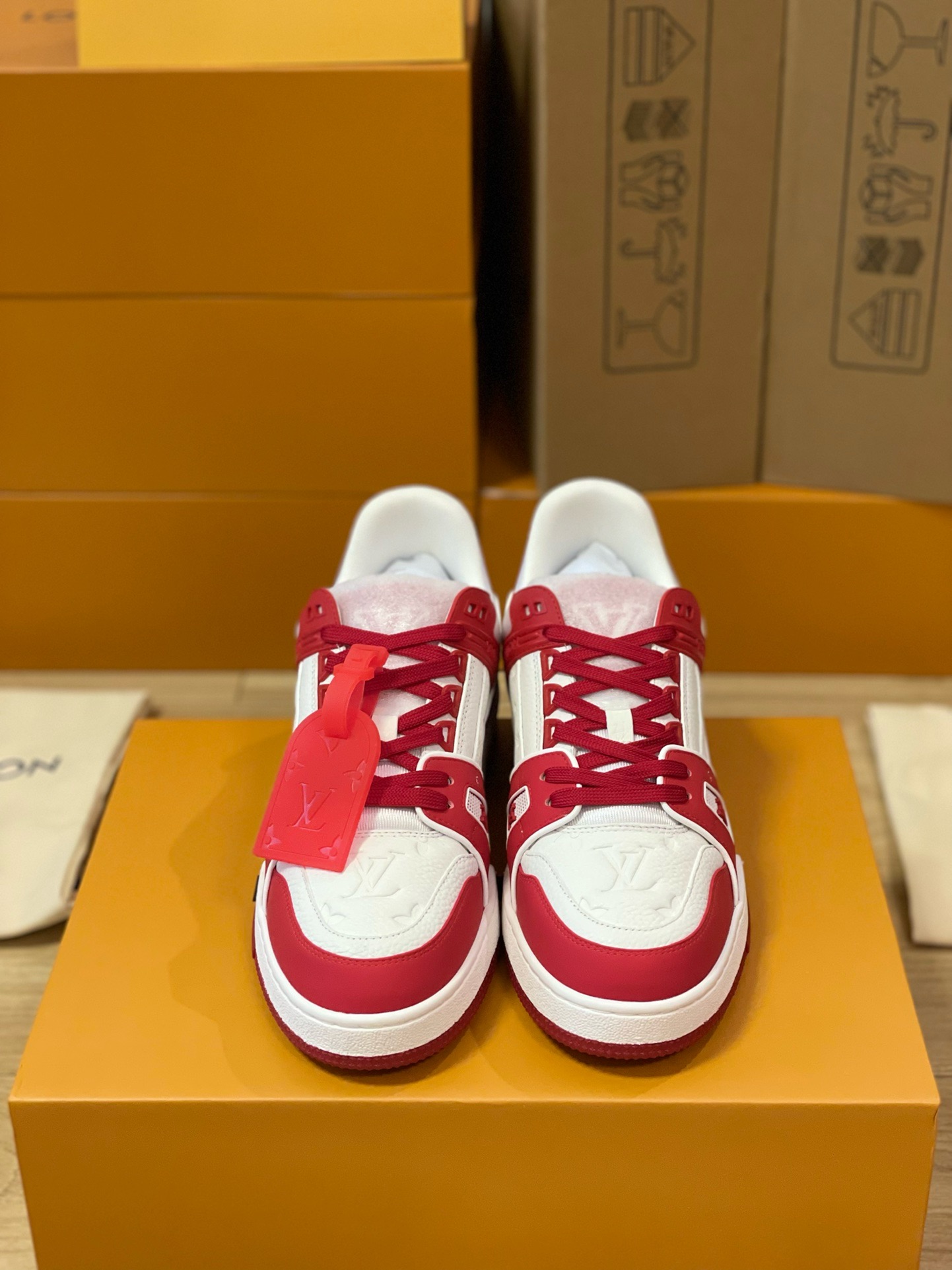 Loui Vuitto TRAINER SNEAKER
