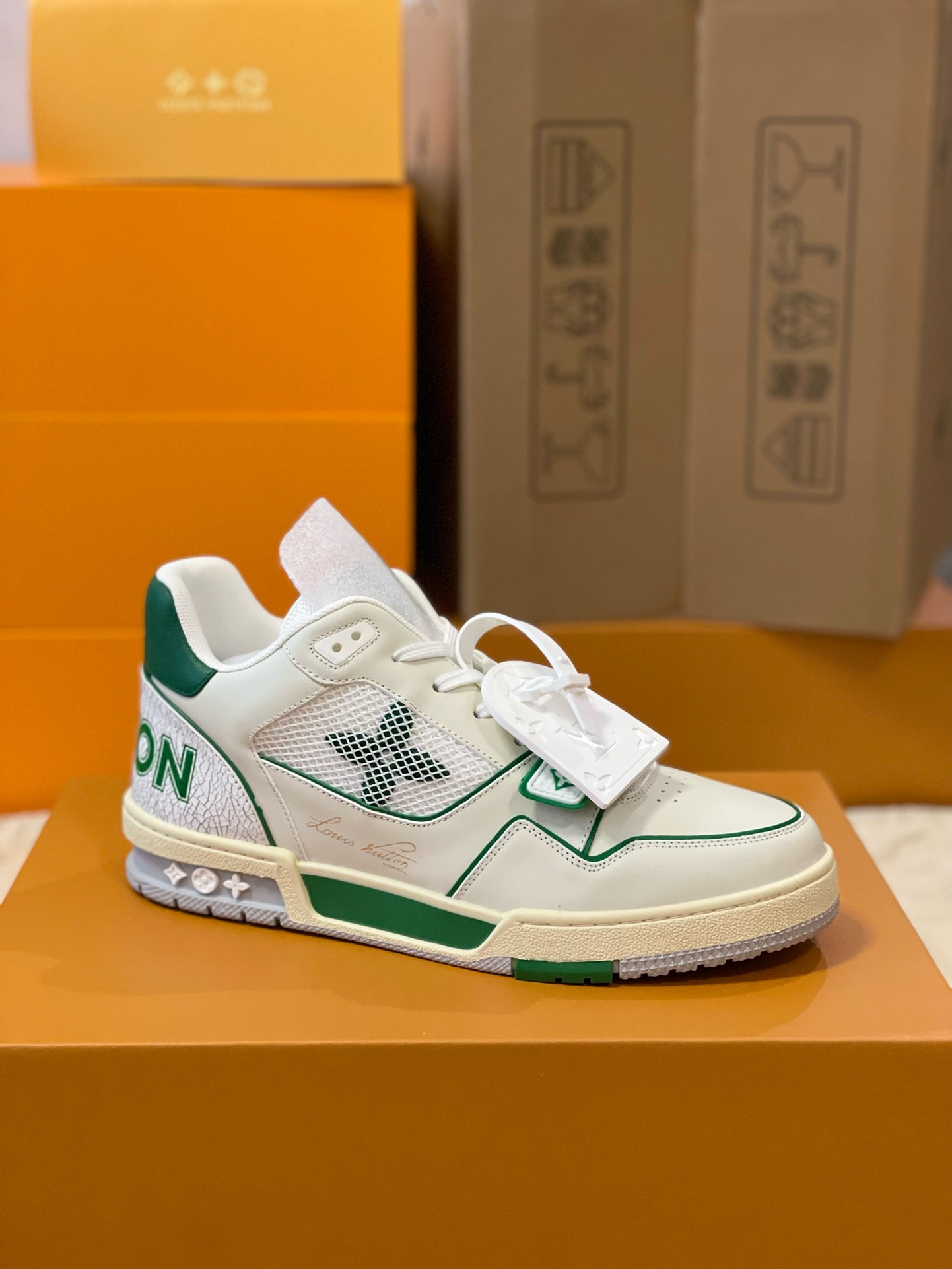 Loui Vuitto TRAINER SNEAKER